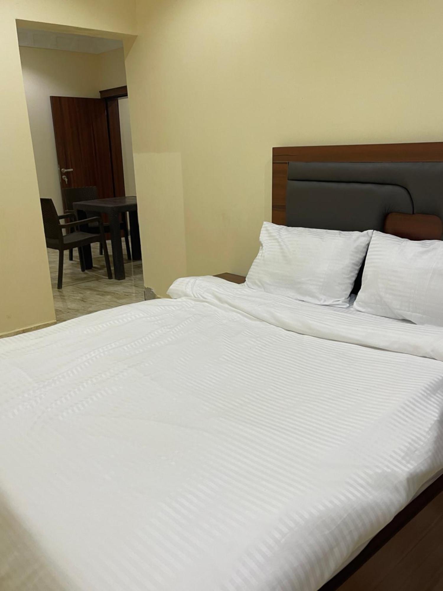 Hotel Pilgrim Place à Rubuchi Extérieur photo