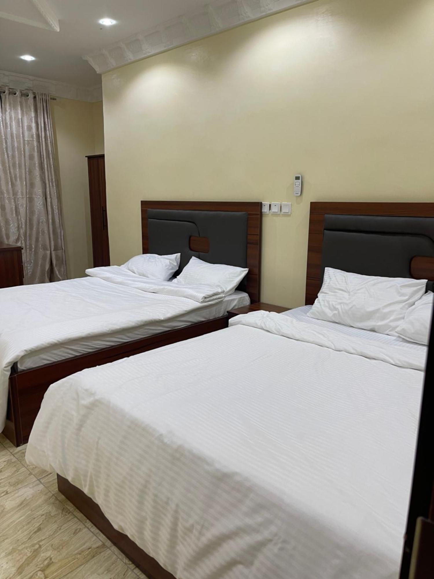 Hotel Pilgrim Place à Rubuchi Extérieur photo
